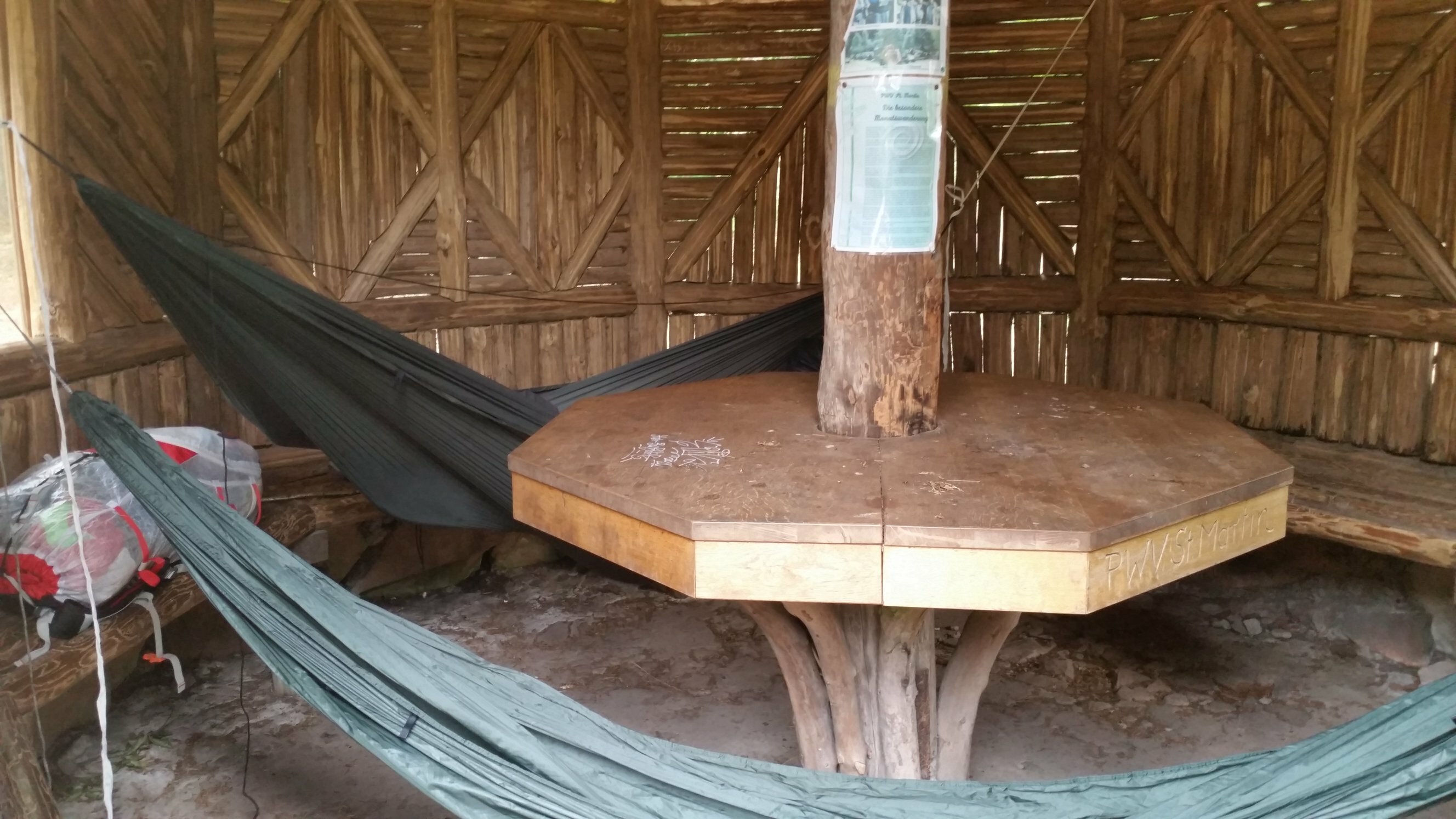 Hesselbachhütte (innen)